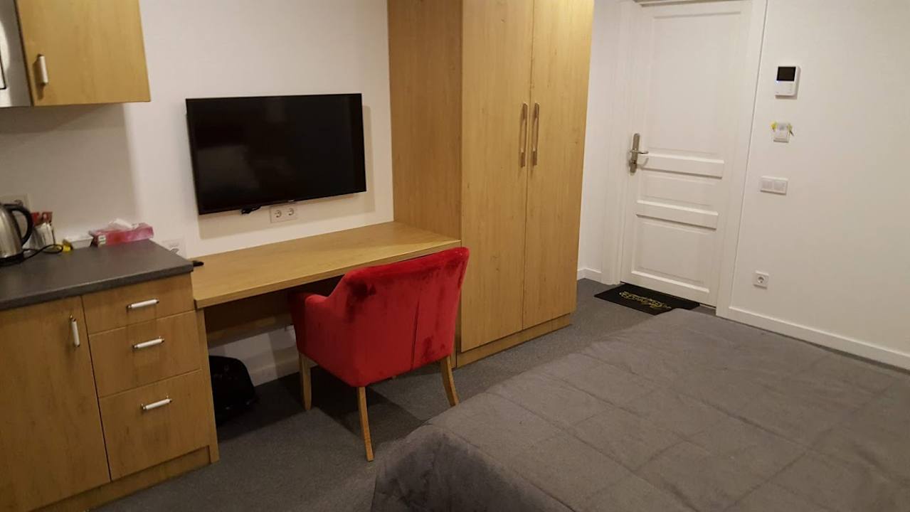 Zimmer Partner Guest House Baseina Street