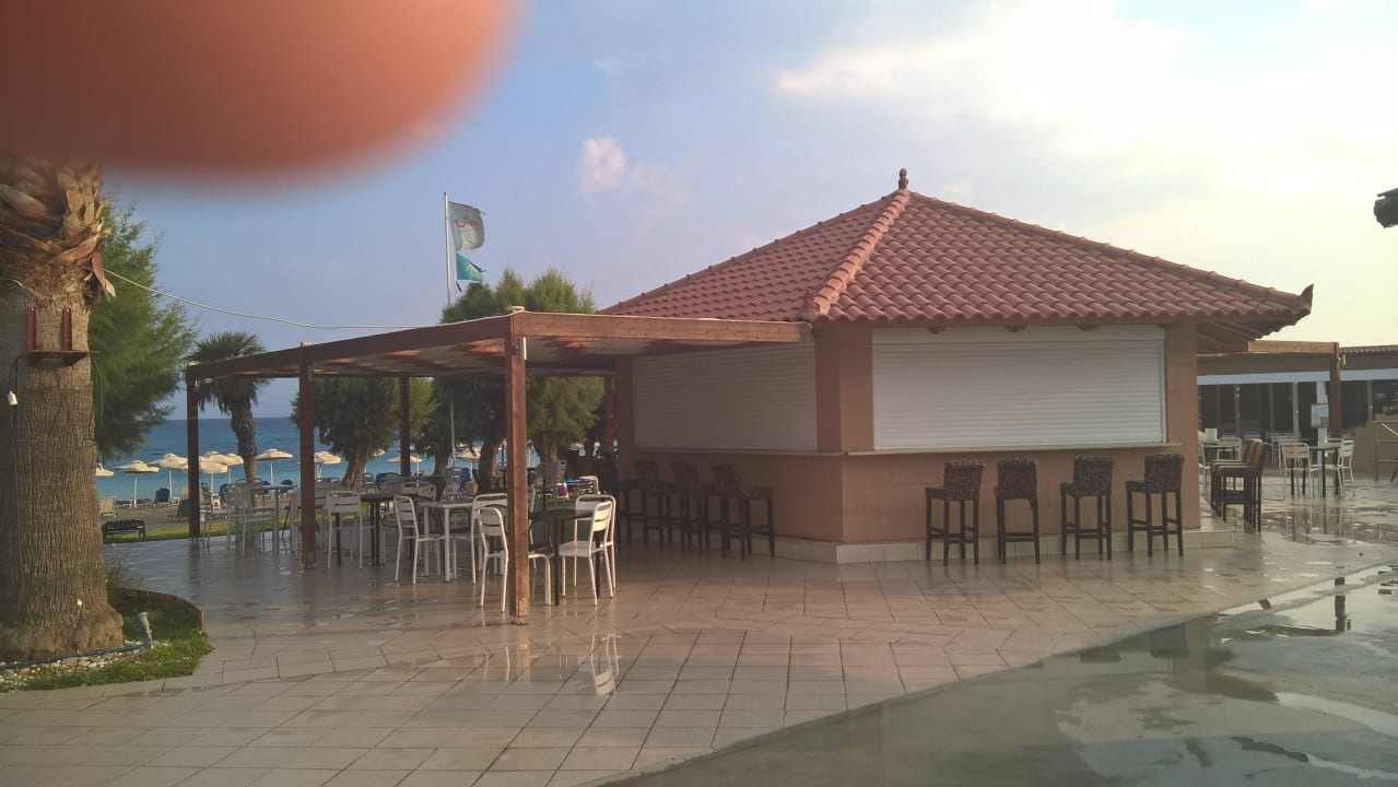 Pool Bar Doreta Beach Resort & Spa