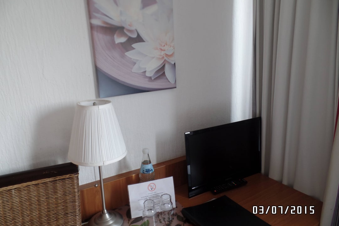 Schreibtisch Hotel Lahnblick