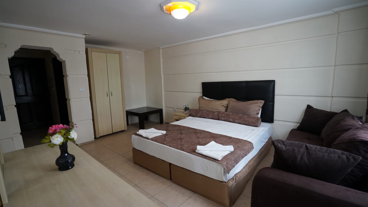 Zimmer Andros Family Club