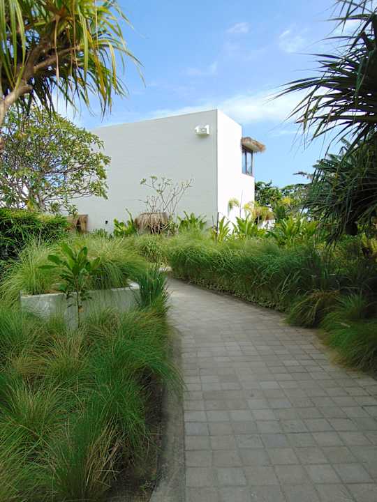 Gartenanlage Amber Lombok Beach Resort