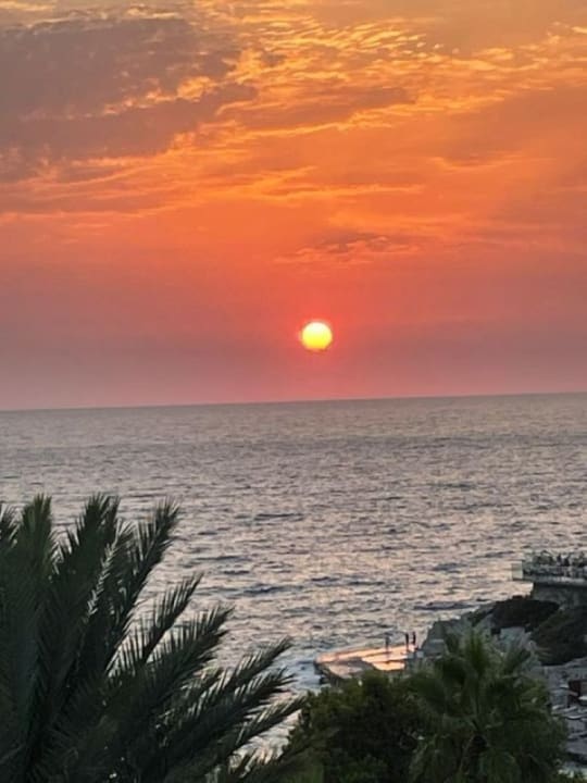 Außenansicht Hotel Pine Bay Holiday Resort