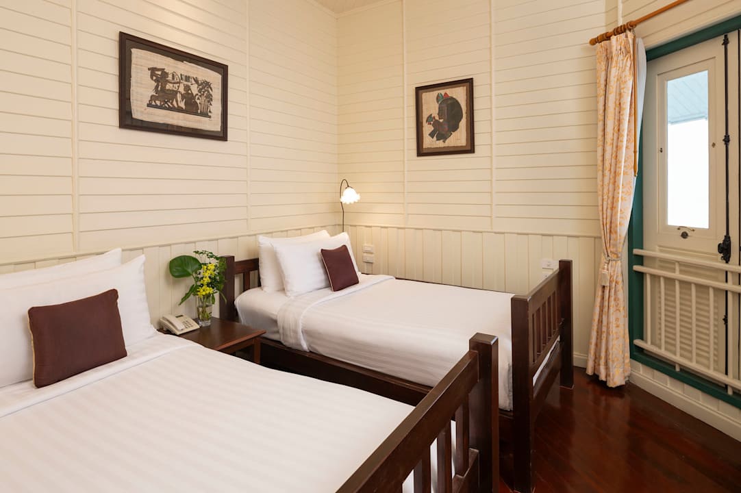 Zimmer Kalanan Riverside Resort