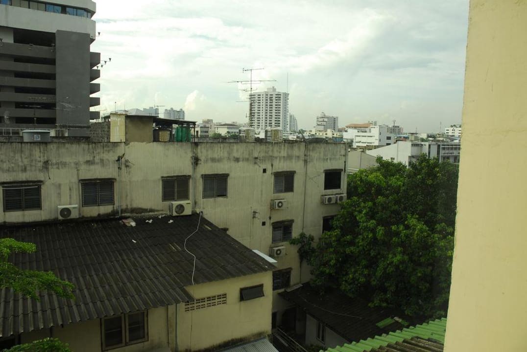 Ausblick... naja Pinnacle Lumpinee Park Hotel