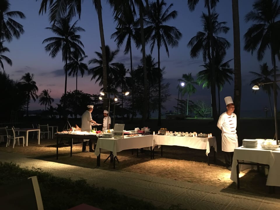 Barbecue Kantary Beach Hotel - KHAO LAK