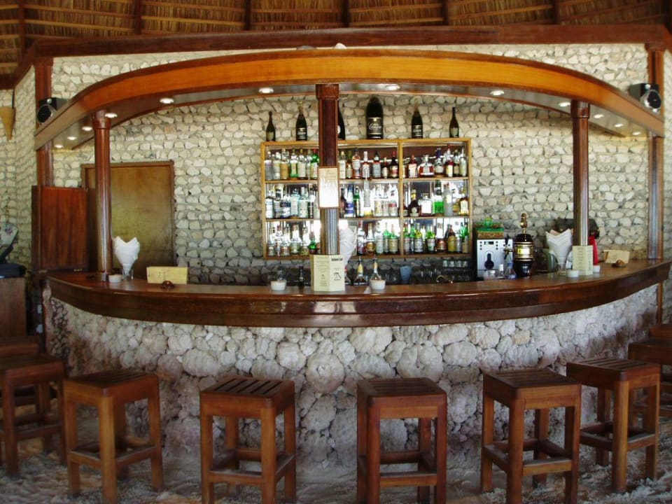 Sangu Bar Kuredu Island Resort & Spa