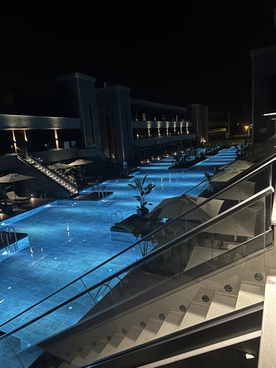 Pool Jacaranda Luxury Resort