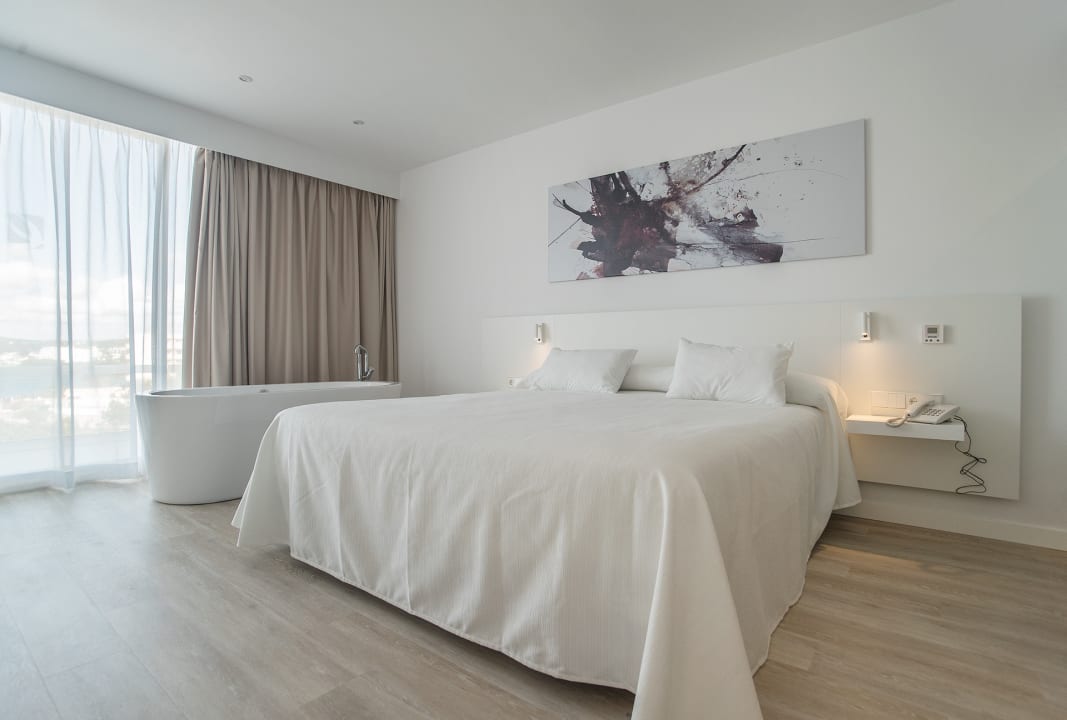 Zimmer Els Pins Resort & Spa