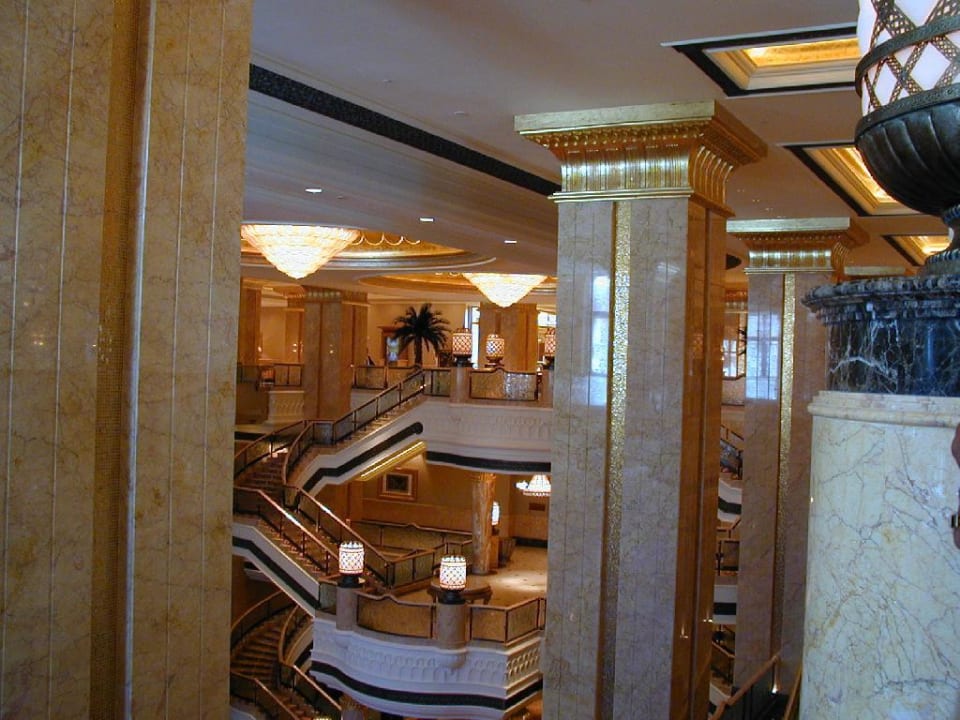 Zum Auditorium Emirates Palace Mandarin Oriental