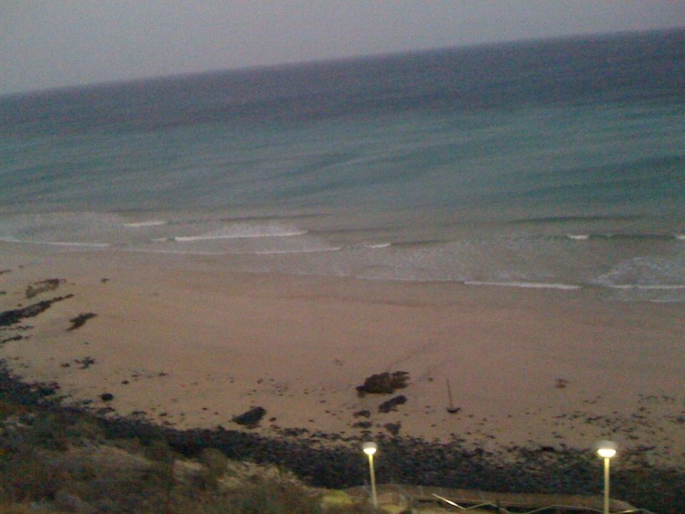 Strand vor dem Hotel bei Ebbe SBH Club Paraiso Playa