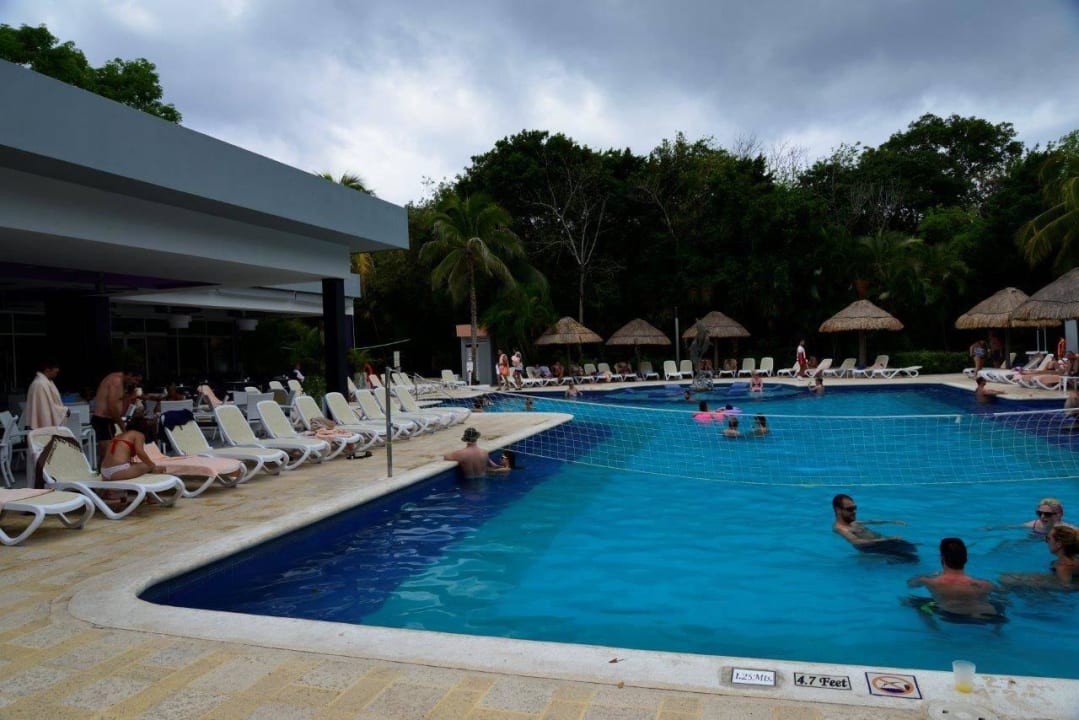 Aktivitäten Pool Hotel Riu Lupita