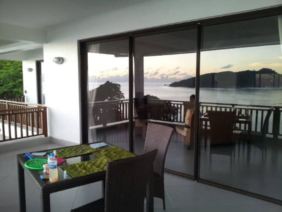 Hauptbalkon Blick nach innen Sailfish Beach Villas