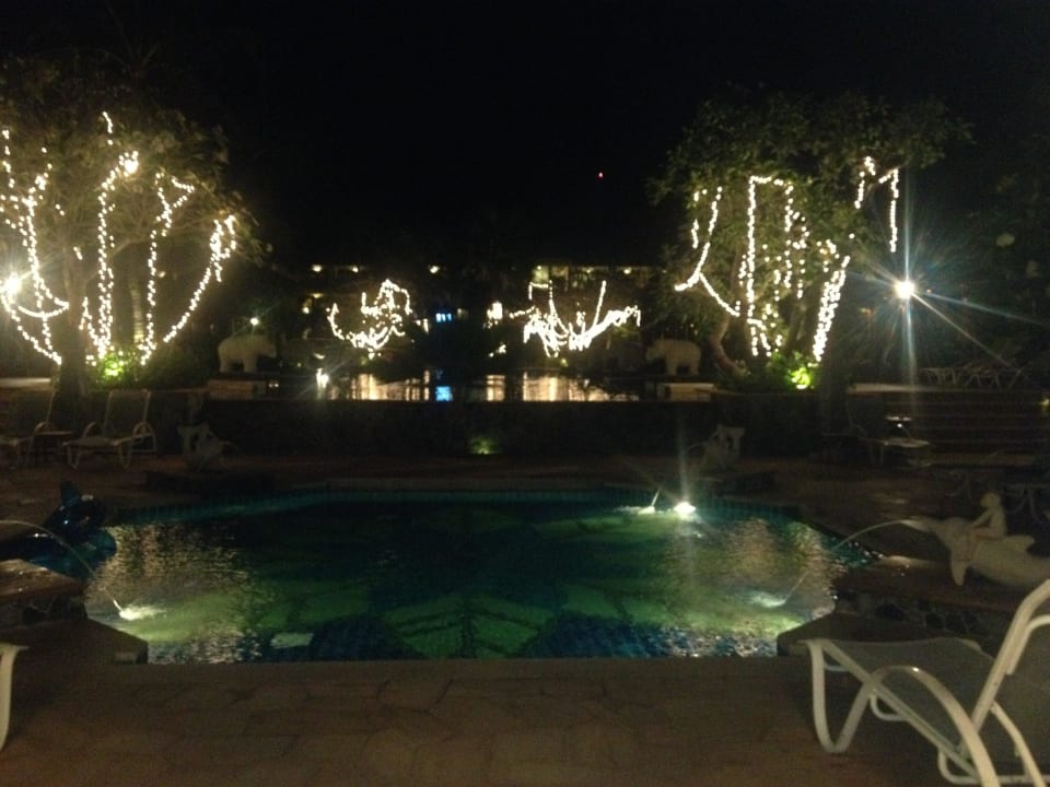 2015 Bandara Resort & Spa Samui