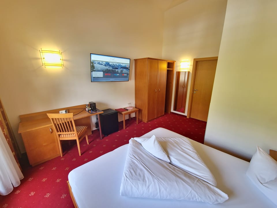 Zimmer Garni Hotel - Das Alpin Kaiserzeit