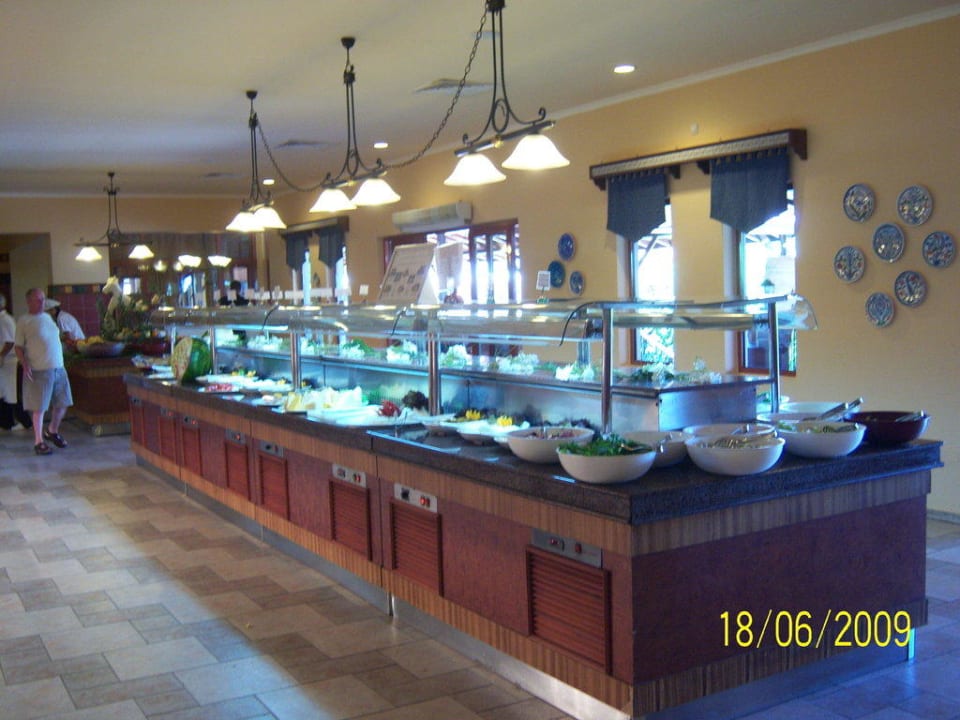 Büffet im Hauptrestaurant Club Grand Side