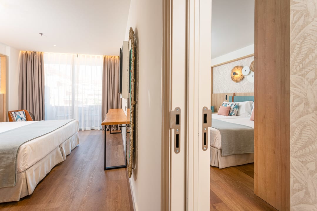 Zimmer Mediterranean Palace Hotel