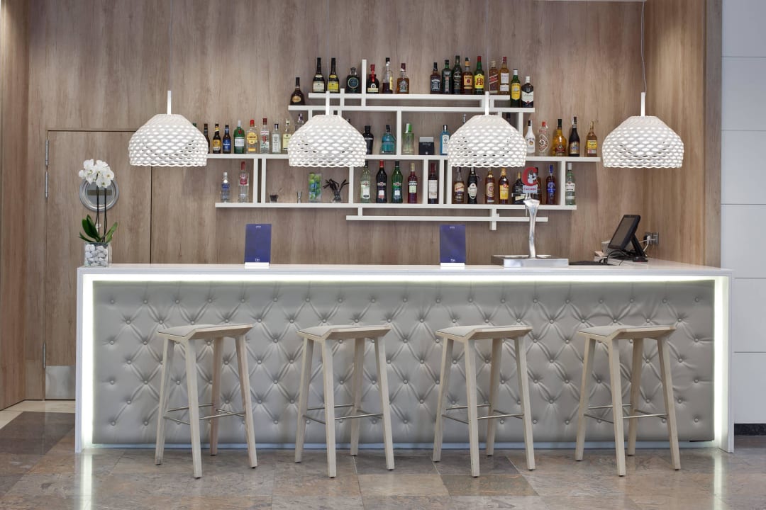 Bar NH Canciller Ayala Vitoria