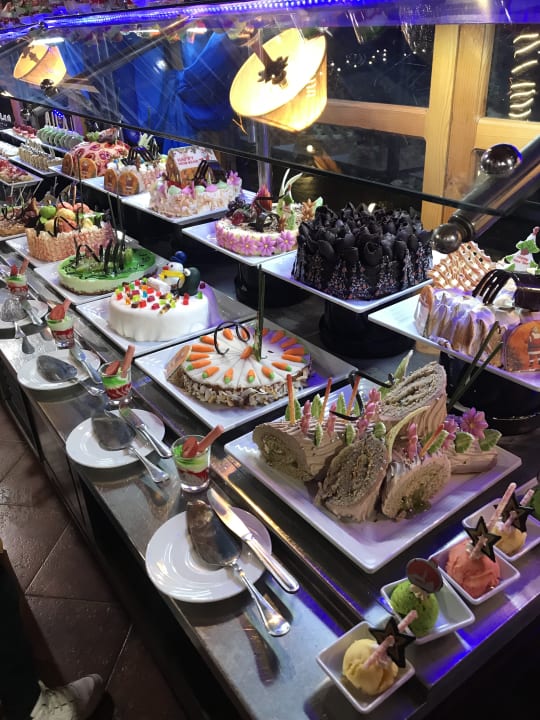 Gastro Three Corners Sea Beach Resort