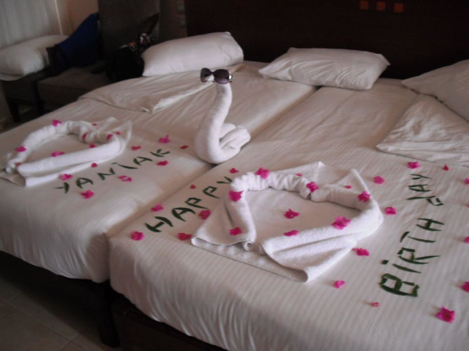 Geburtstagsüberraschung Shams Prestige Abu Soma-Adults Only