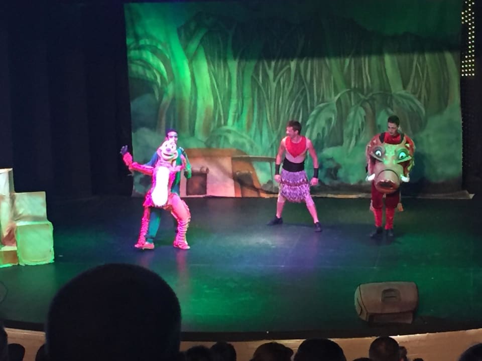 Tolle Shows Hotel Turan Prince