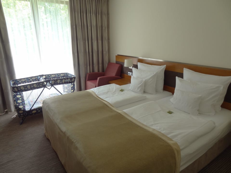 Gästezimmer Trans World Hotel Kranichhöhe