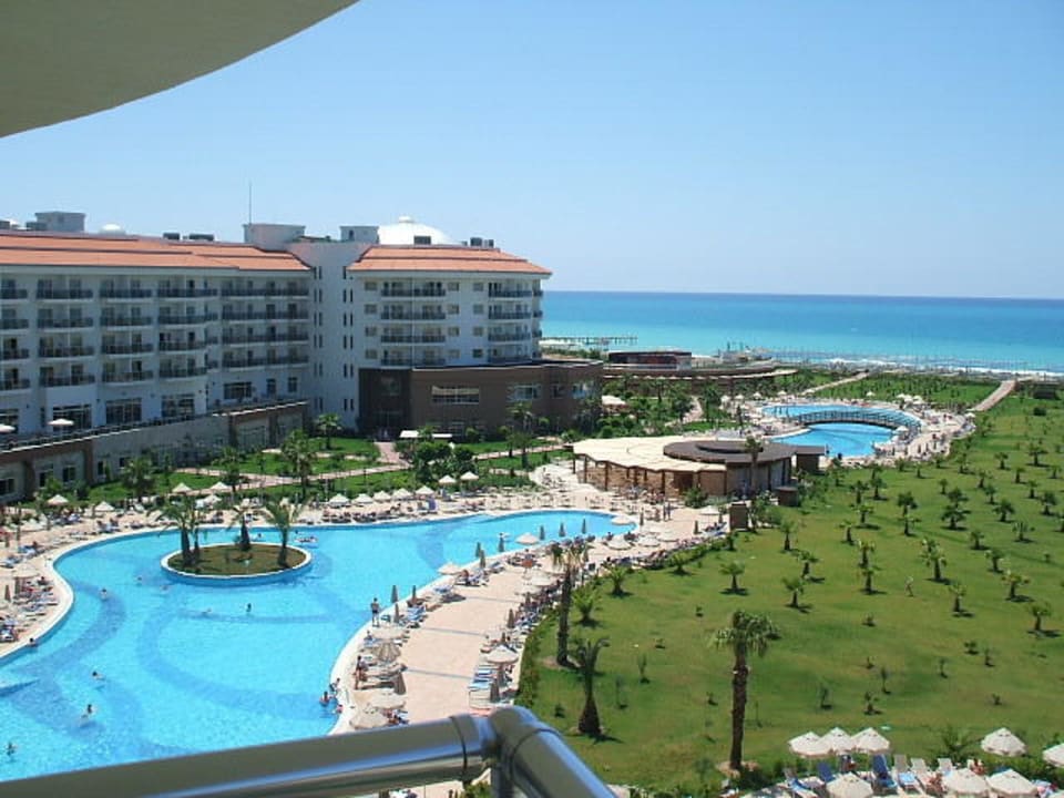 Hotel und Pool Seaden Sea World Resort & Spa