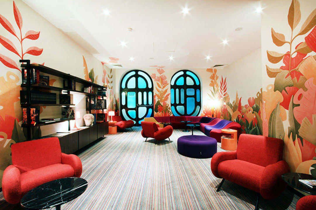 Fresque Sylvie Nicolas Hotel Residence du Vieux Port