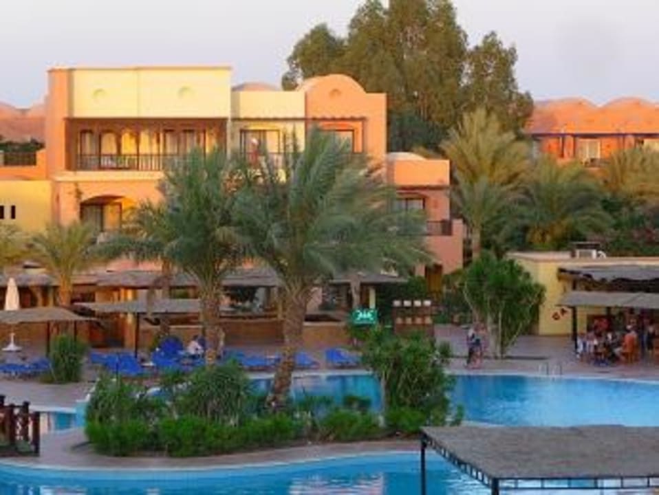 Blick über großen Pool Jaz Makadi Saraya Resort