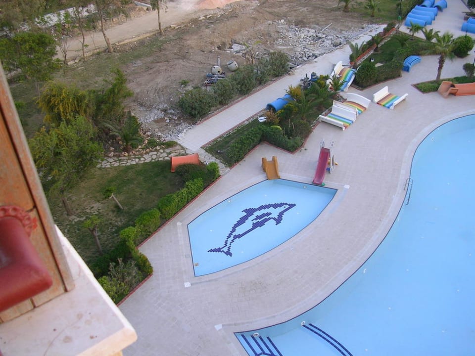 Wegfall des Rutschenpools, neue Strandpromenade Bella Resort & Spa