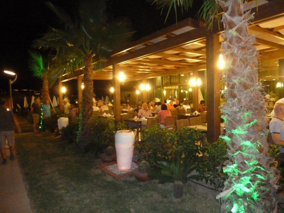 Dinner Sherwood Dreams Resort