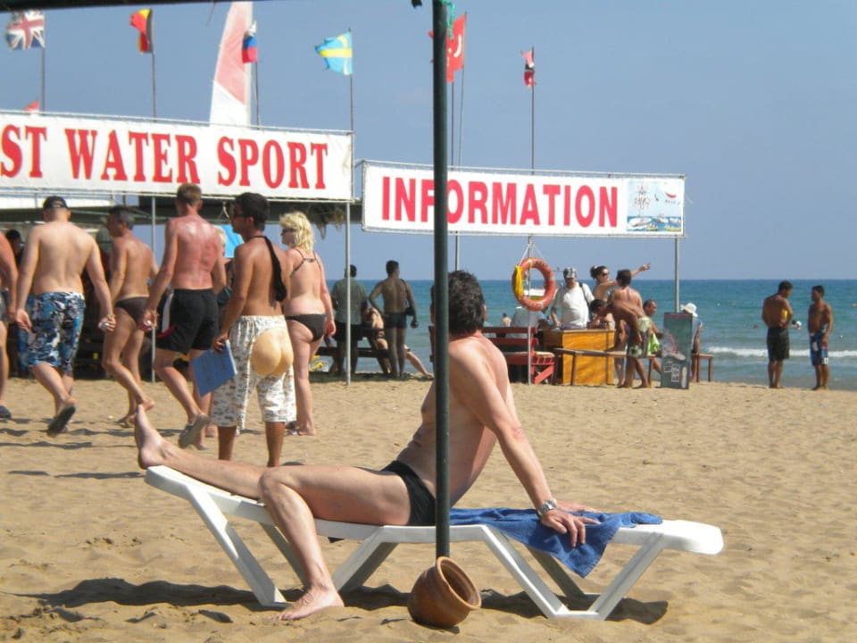 Boccia am Strand Hane Family Resort