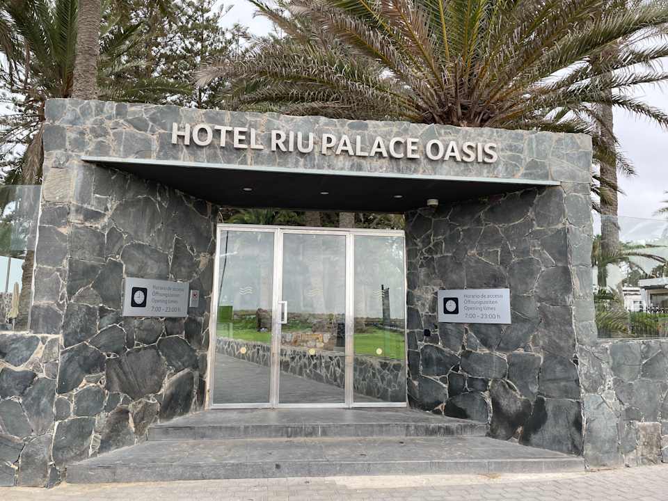 Außenansicht Hotel Riu Palace Oasis