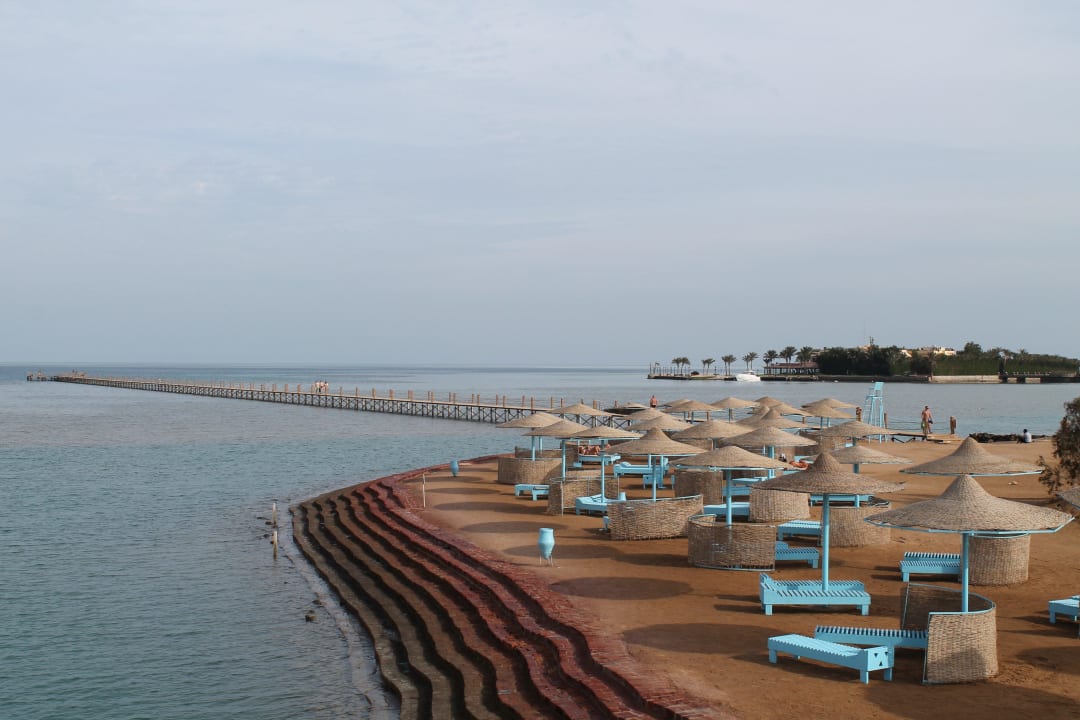 Пляж Panorama Bungalows Resort El Gouna