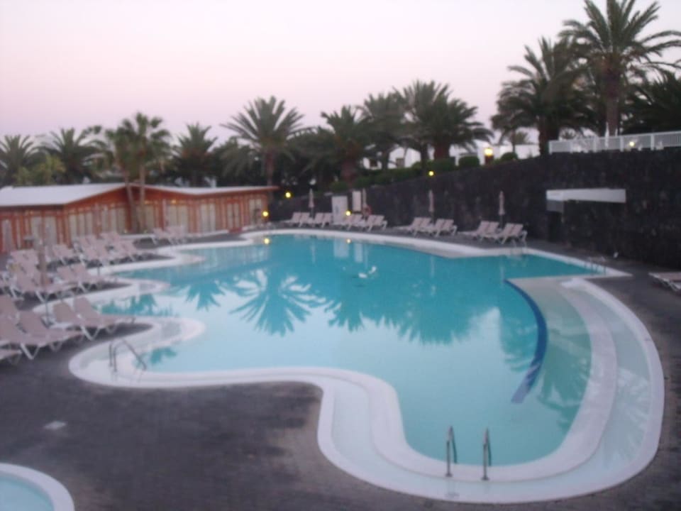 Großer Hotelpool Relaxia Olivina