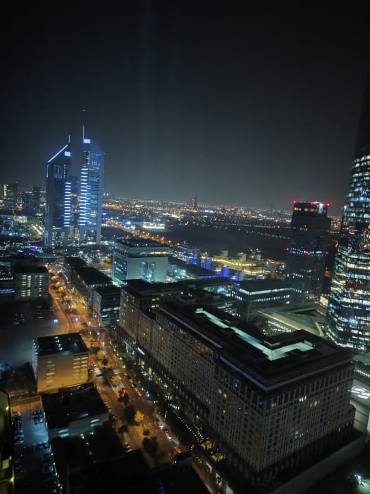 Ausblick Rose Rayhaan by Rotana