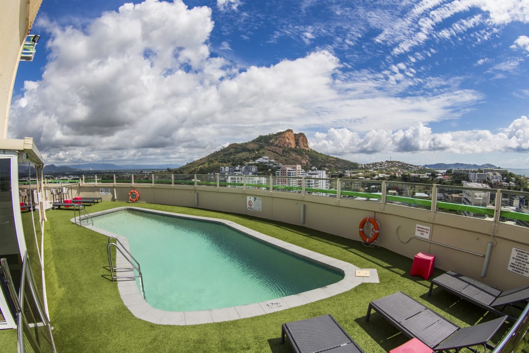 Pool Hotel Grand Chancellor Townsville