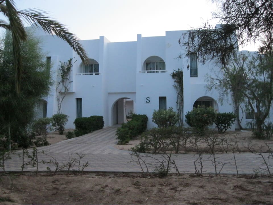 "S"  - Menzel von aussen Hotel El Mouradi Djerba Menzel