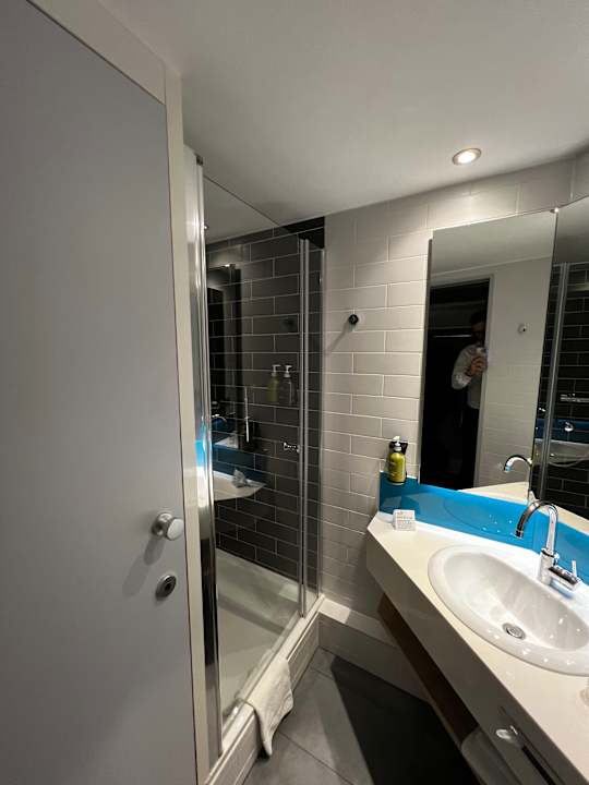 Zimmer Holiday Inn Express Frankfurt - Airport