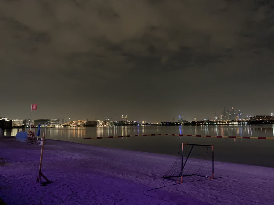 Strand The Retreat Palm Dubai MGallery by Sofitel