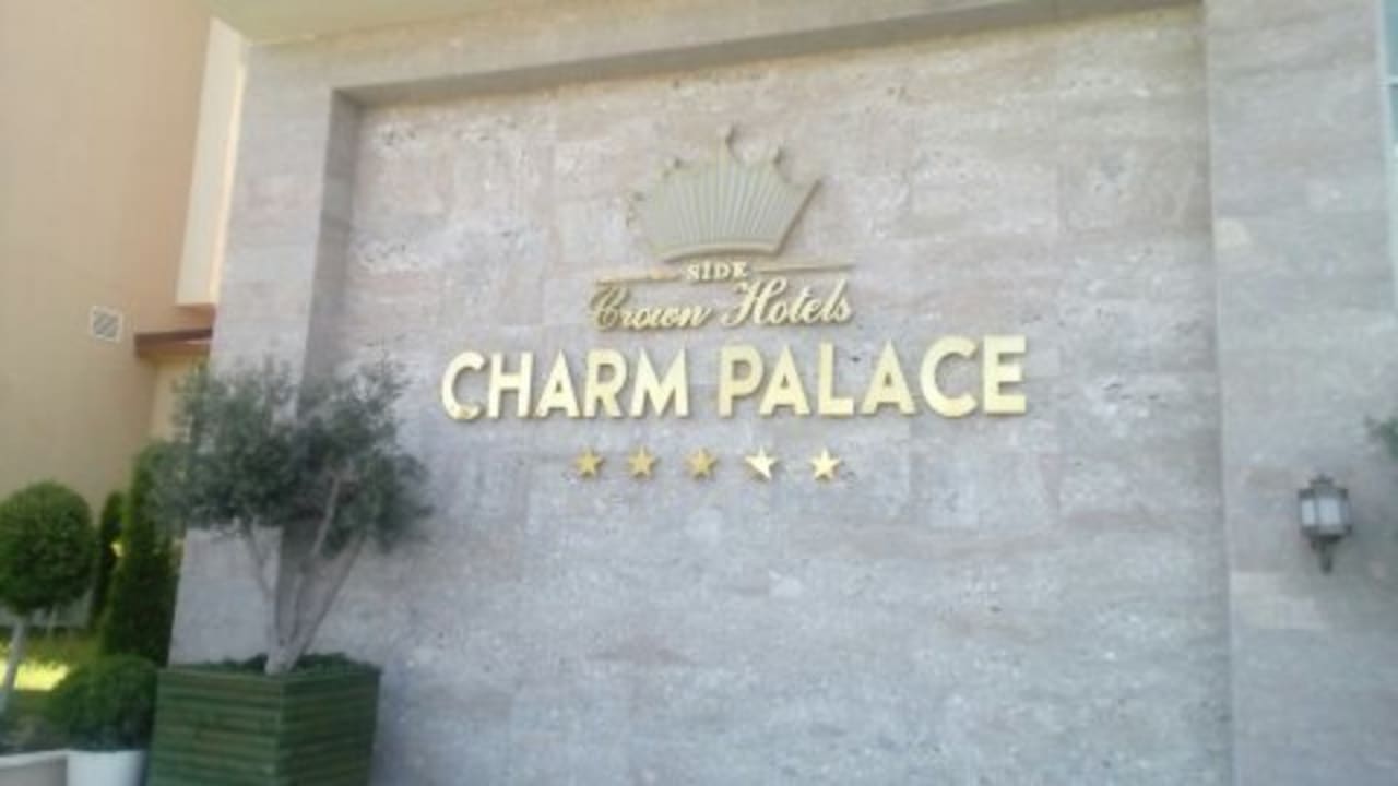 Sonstiges Well Palace Side