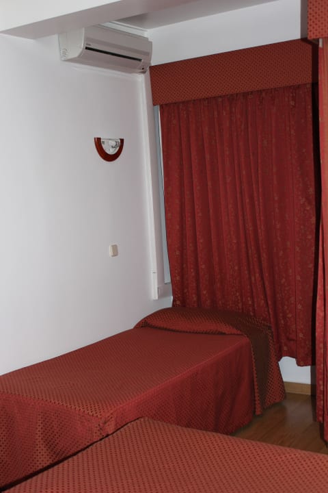 3. Bett Hotel Dos Anjos