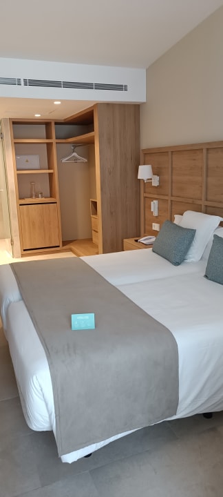 Zimmer Iberostar Waves Cala Domingos
