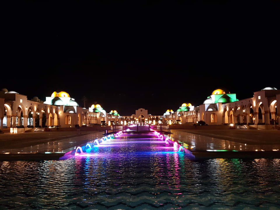 Außerhalb Hotel, perfekte Foto-Kulisse Old Palace Resort Sahl Hasheesh