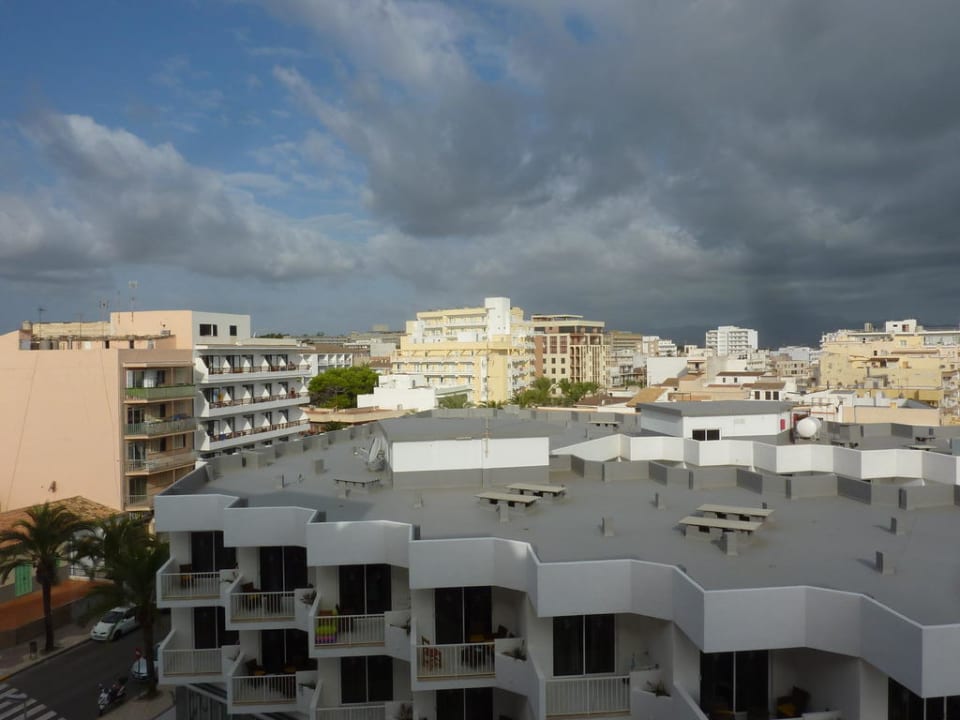 Ausblick auf die Stadt THB Gran Bahía