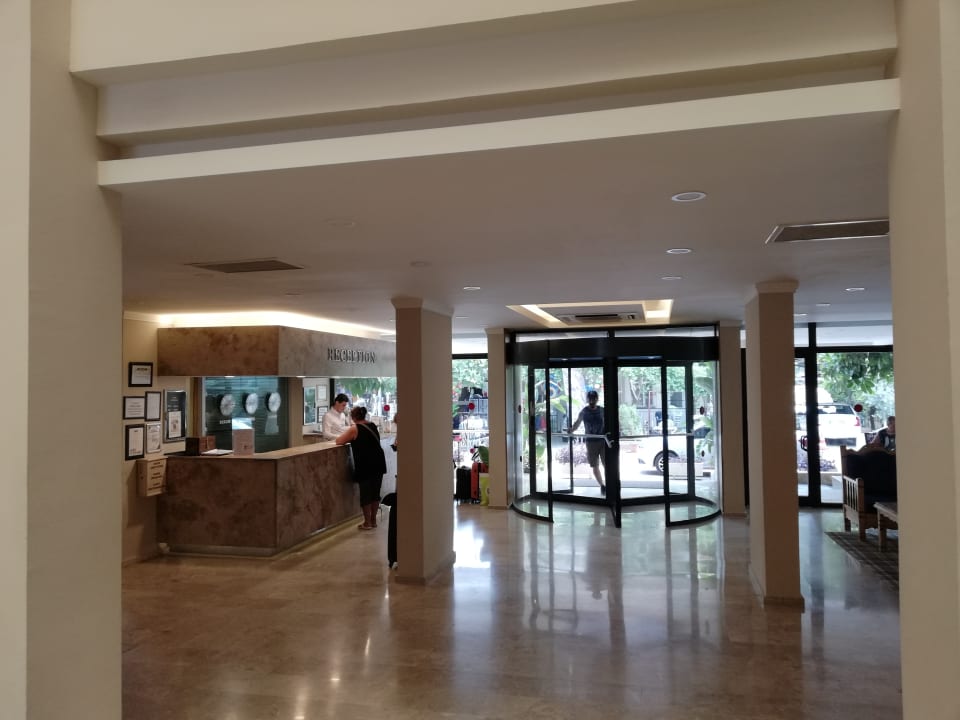 Lobby Nerton Hotel - Erwachsenenhotel ab 16 Jahren