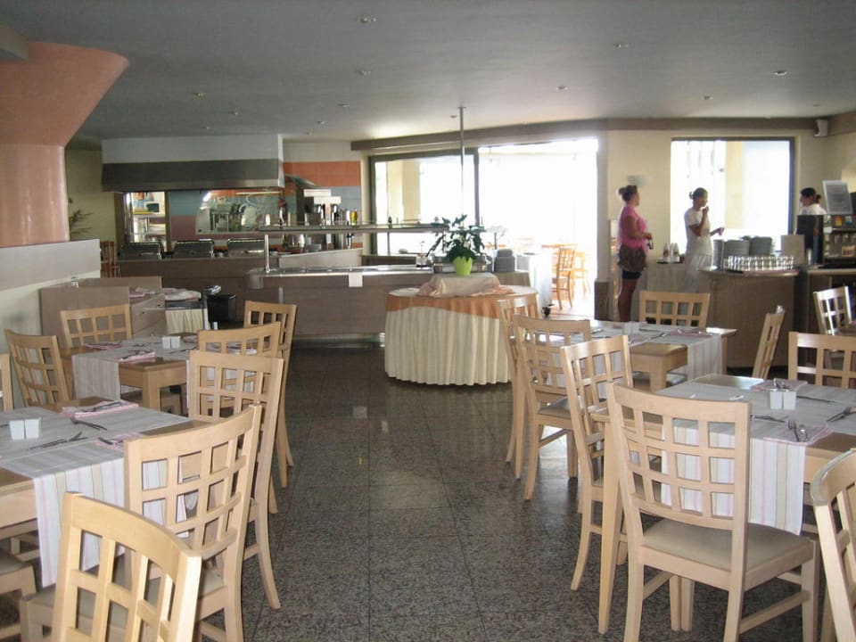 Restaurant Neptuno Beach