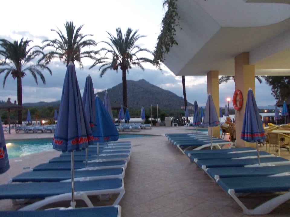 Blick zum Berg / See VIVA Eden Lago