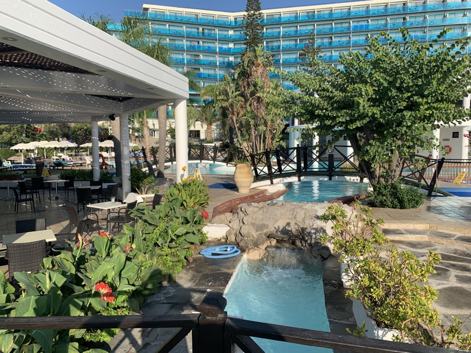 Außenansicht Hotel Calypso Beach