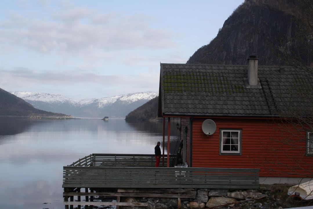 Haus von der Seite Ferienhaus Søreide