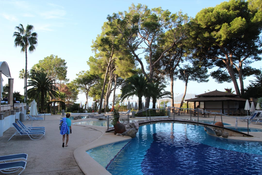 Am Morgen noch etwas schattig Hipotels Eurotel Punta Rotja Golf & Spa